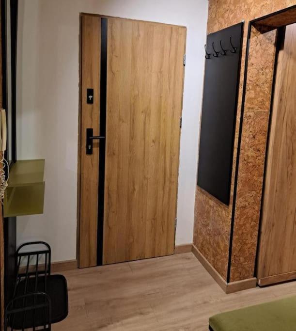 Green Apartament 21 奥斯威辛 外观 照片